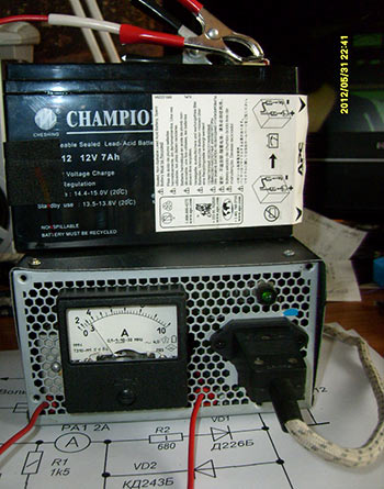 Фото зарядно-восстановительного устройства свинцовых аккумуляторов