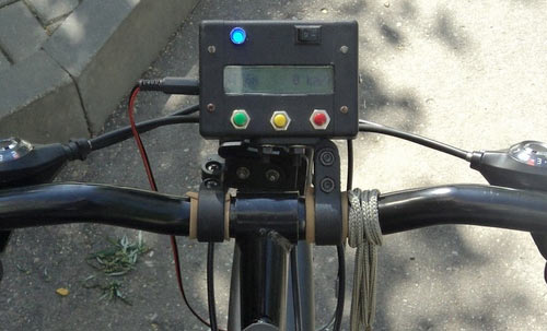 Велокомпьютер на велосипеде