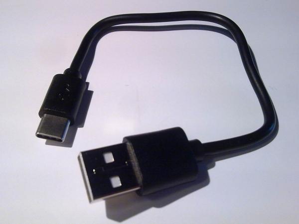 Кабель USB-C на USB-A длиной 20 см