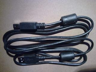 USB кабель для питания Arduino и для мониторинга её последовательного порта