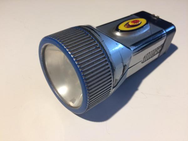 Простой светодиодный фонарик с повышающим преобразователем