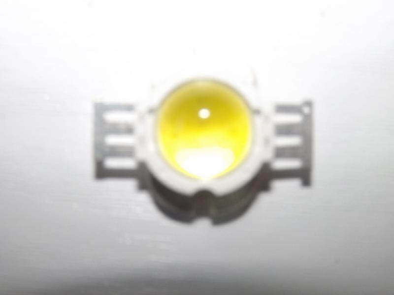 Подключение светодиода к 12 вольтам в машине (расчет сопротивления) (видео)