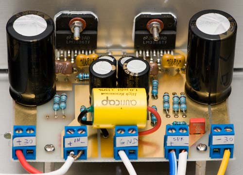 Как сделать простой усилитель мощности звука (УМЗЧ), два канала по 15 Вт на TDA7297, схема.